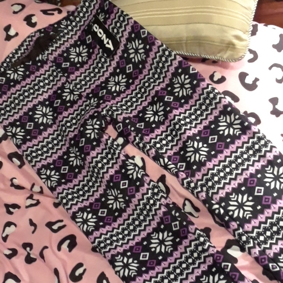 2/$30 - Leggings - Just cozy - Picture 2 of 3